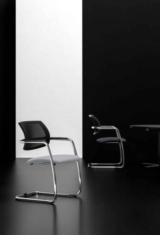 All-Bezoekersstoelen-BRALCO SRL-Buro International